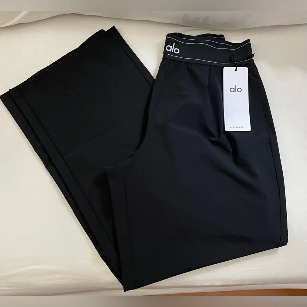 Alo Yoga NWT Suit Up Trouser Regular Lightweight Straight Leg Black Size S